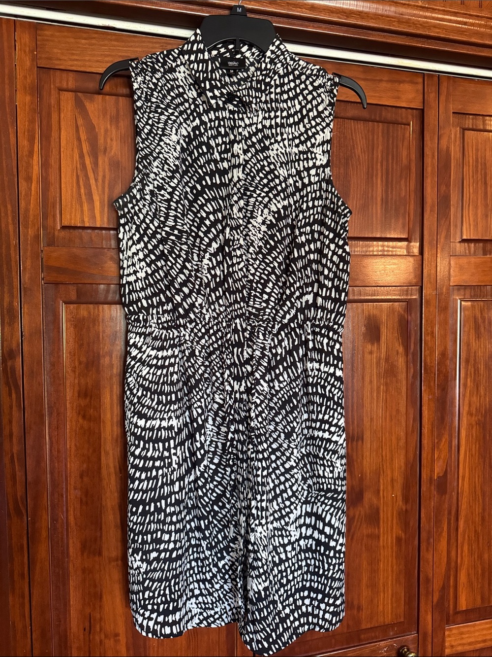 Sleeveless Black & White Patterned Button-Front Dress